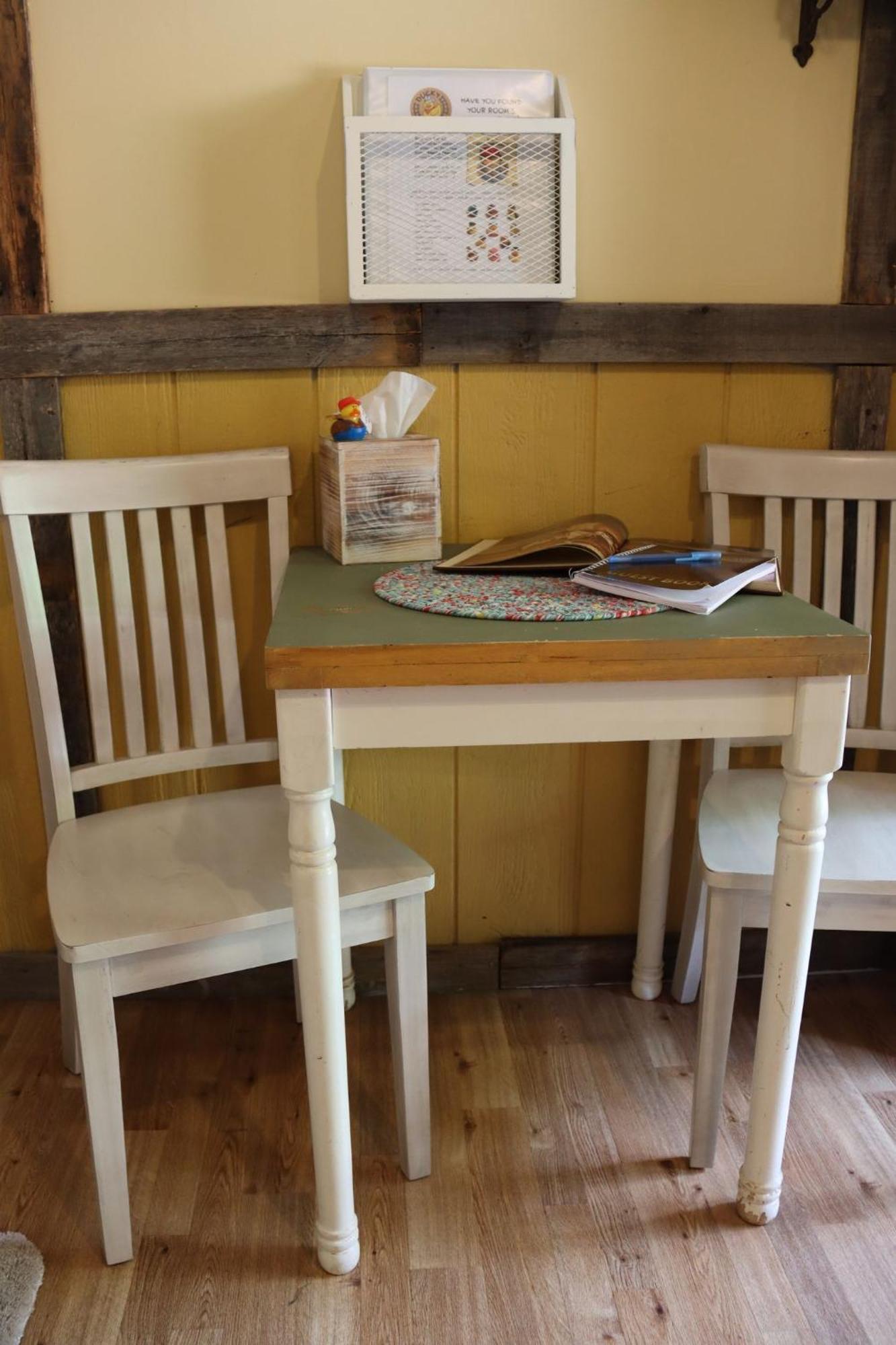 Acorn Hideaways Canton Charming Pioneer Suite 1890'S General Store 외부 사진